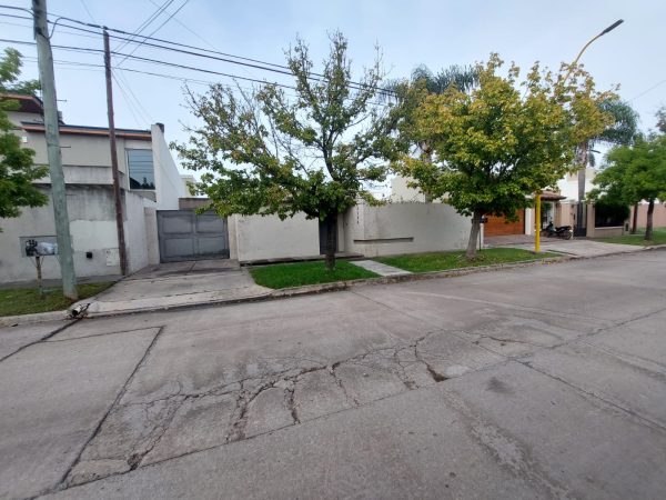 WhatsApp Image 2025-04-16 at 17.28.37 (1)