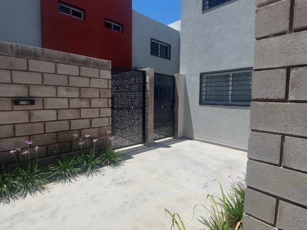 WhatsApp Image 2025-11-21 at 09.58.01